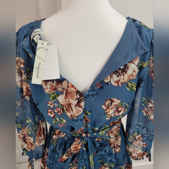 Dress Speechless Three Quarter Sleeve Skater Blue Floral Medium Juniors NEW - Picture 13 of 16
